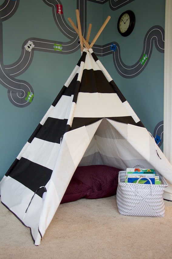 Teepee and Decals Play Room
