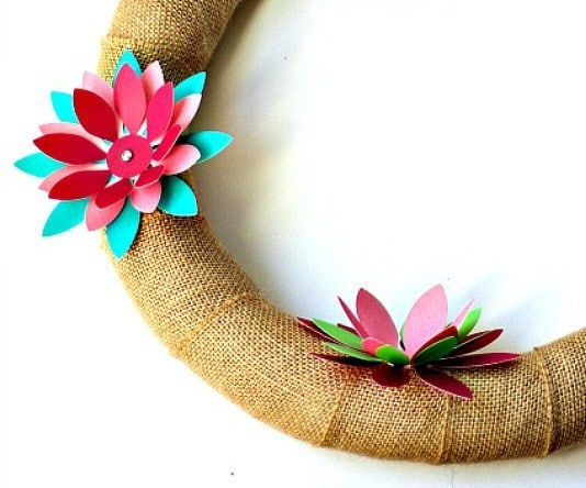 Floral wreath wrapped in burlap with paper flowers #diy #wreath