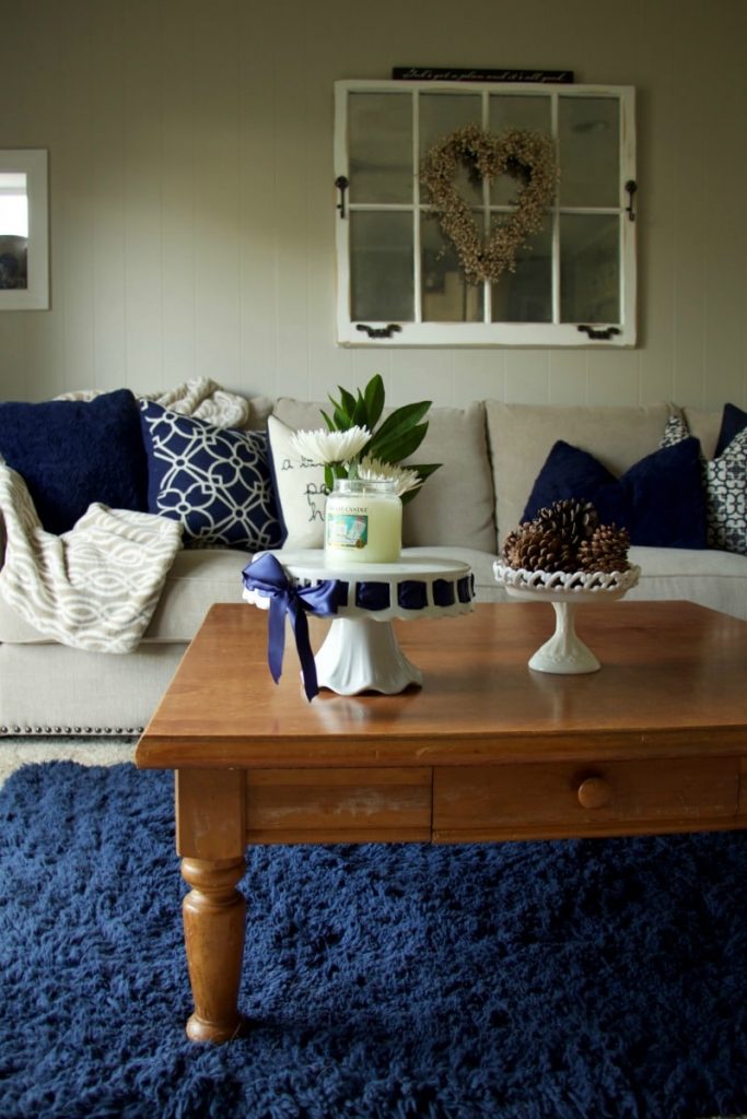 navy-and-neutral-living-room