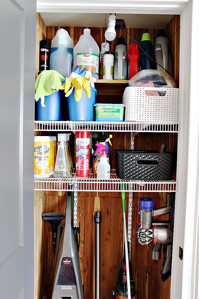 how to organize cleaning supplies