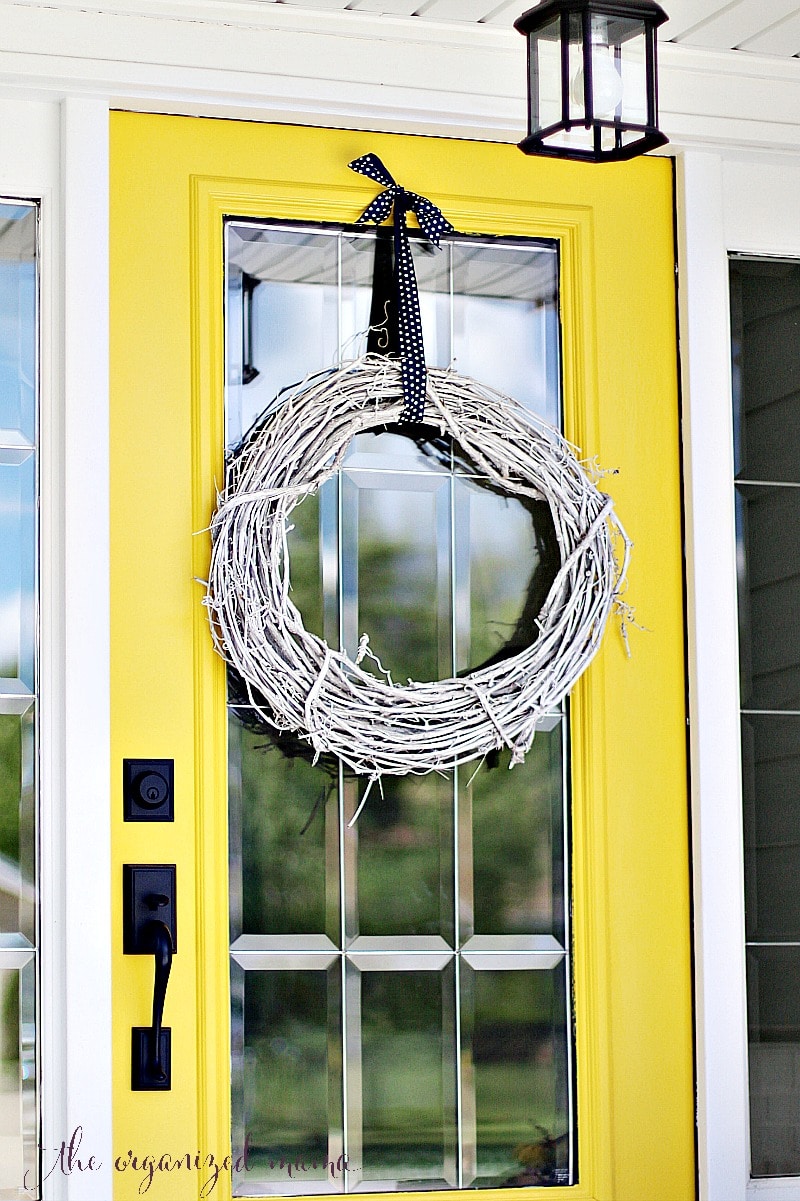 grapevine wreath patio decorating ideas for summer