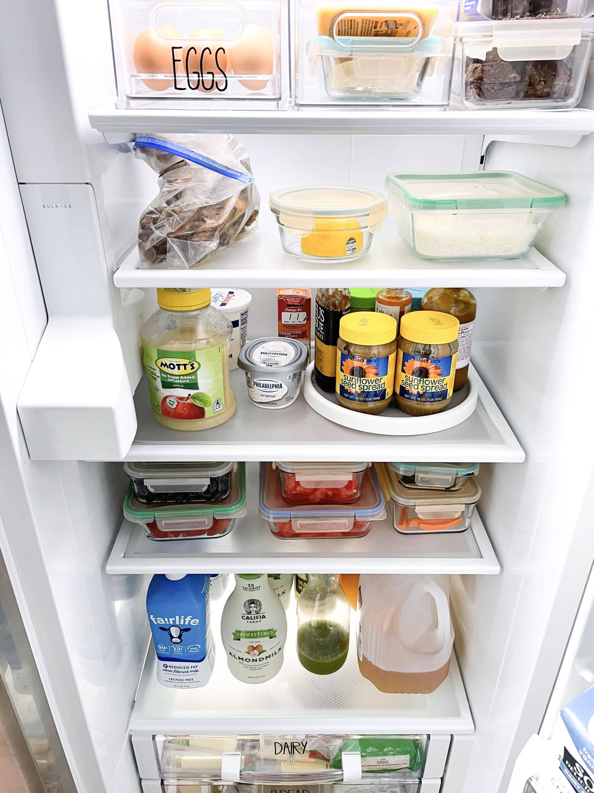 organizing a fridge with drawer liner