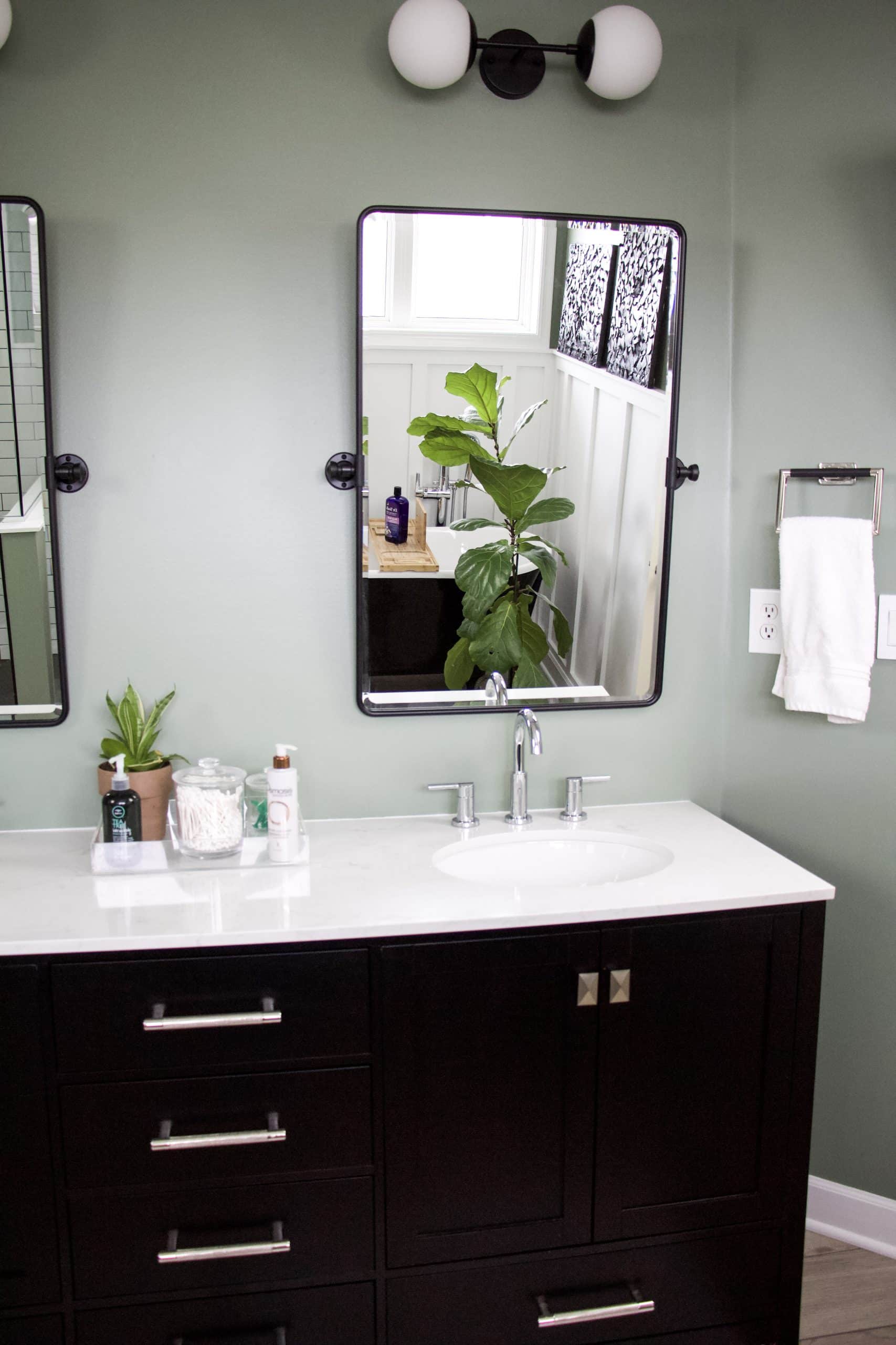 10 Bathroom Organization Ideas For Under Sink + Bathroom Drawers